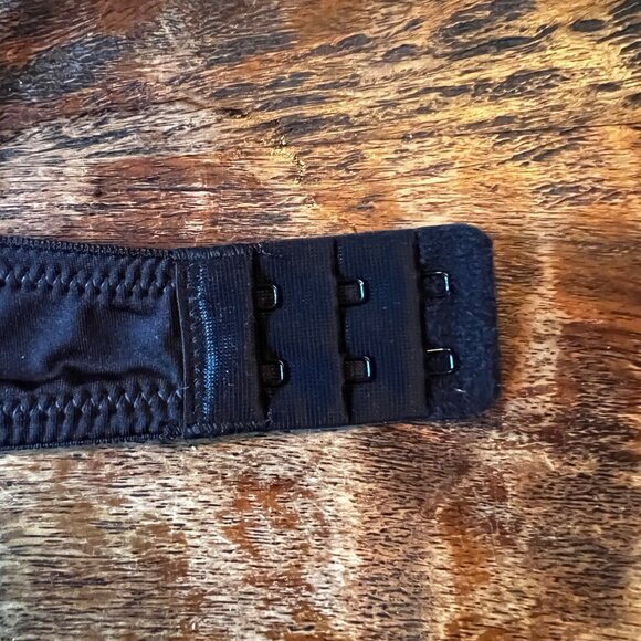 Two Maidenform 36B Lightly Lined Bras With Black Lace & Beige Smooth Finish - Picture 7 of 7